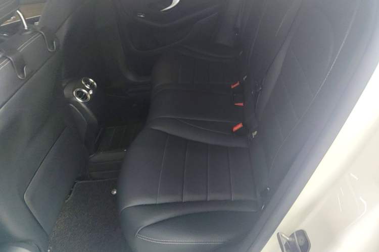 Used Mercedes-Benz GLC Coupe 2018 GLC 260 4MATIC Coupe SUV Left Rear Seat