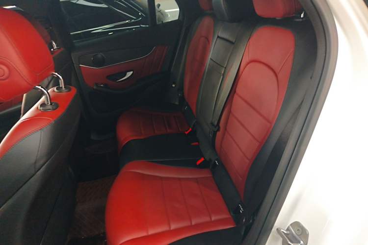 Used Mercedes-Benz GLC Coupe 2018 GLC 200 4MATIC Coupe SUV Left Rear Seat