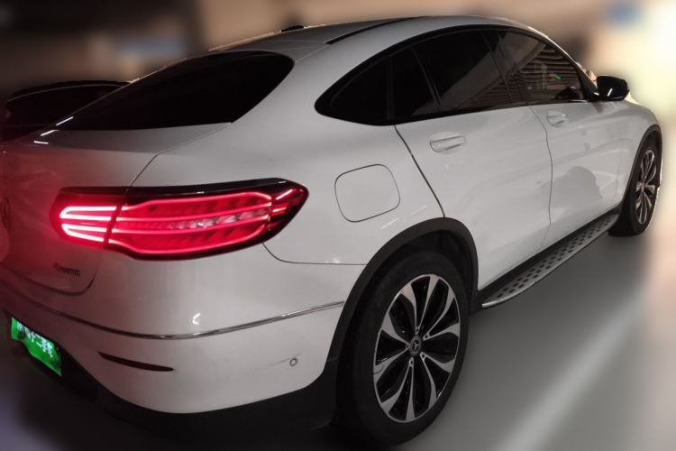 Used Mercedes-Benz GLC Coupe 2018 GLC 260 4MATIC Coupe SUV Rear Right 45 Deg