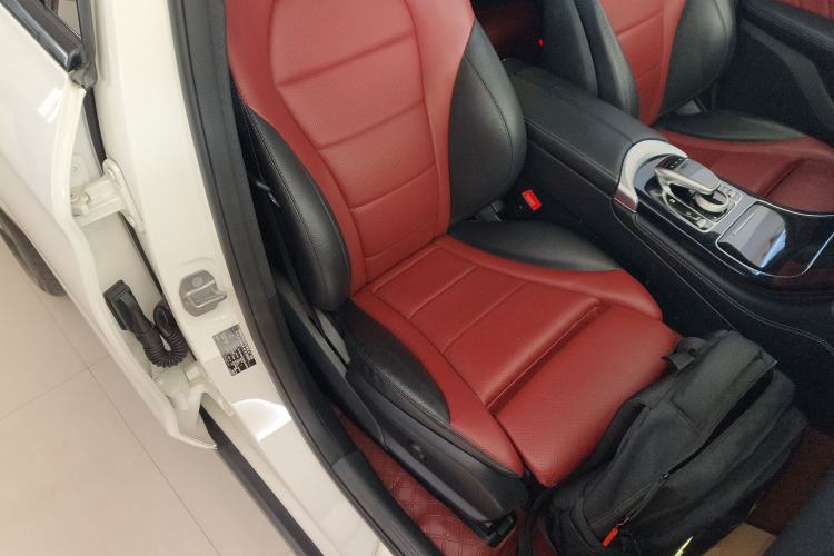 Used Mercedes-Benz GLC Coupe 2018 GLC 200 4MATIC Coupe SUV Right Front Seat