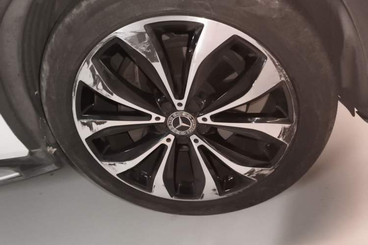 Used Mercedes-Benz GLC Coupe 2018 GLC 260 4MATIC Coupe SUV Right Front Wheel Hub