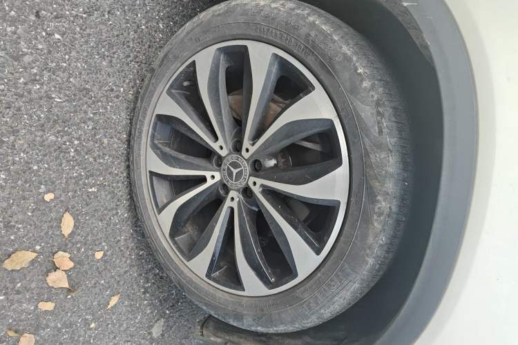 Used Mercedes-Benz GLC Coupe 2018 GLC 260 4MATIC Coupe SUV Right Front Wheel Hub