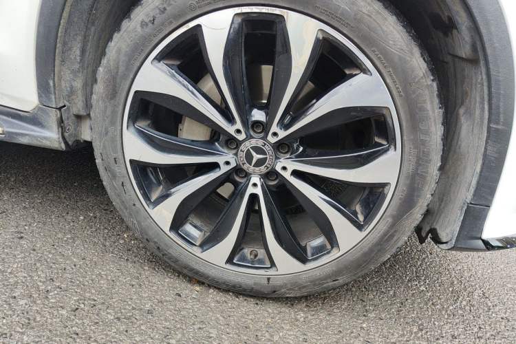 Used Mercedes-Benz GLC Coupe 2018 GLC 260 4MATIC Coupe SUV Right Front Wheel Hub
