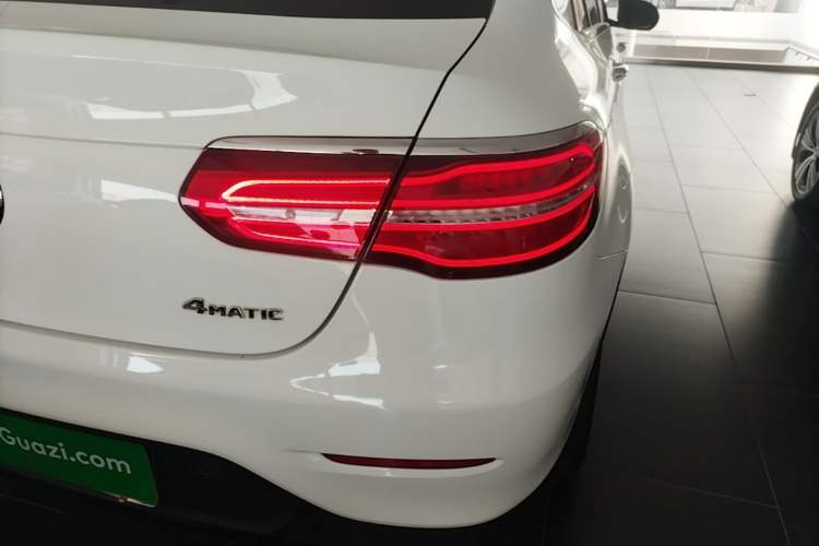 Used Mercedes-Benz GLC Coupe 2018 GLC 300 4MATIC Coupe SUV Right Rear Taillight