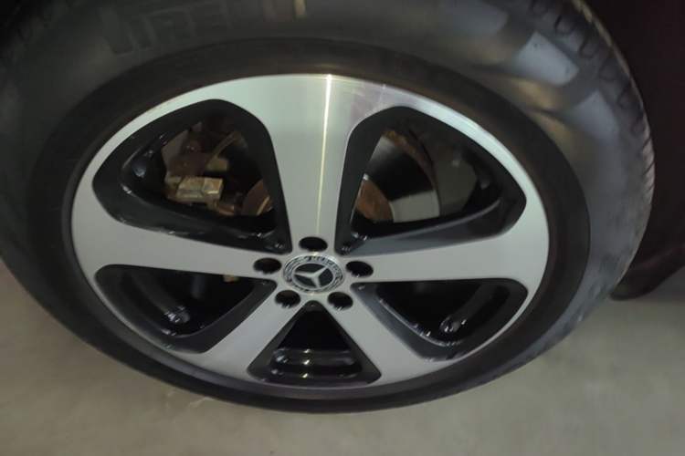Used Mercedes-Benz GLC Coupe 2018 GLC 200 4MATIC Coupe SUV Right Rear Wheel Hub