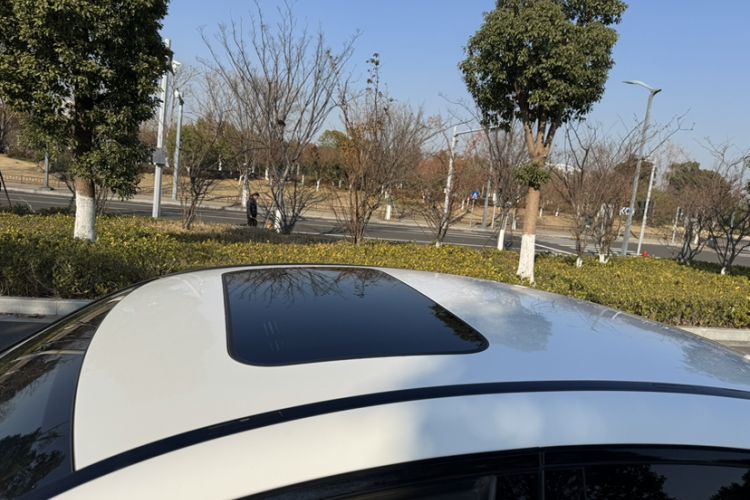 Used Mercedes-Benz GLC Coupe 2018 GLC 260 4MATIC Coupe SUV Roof