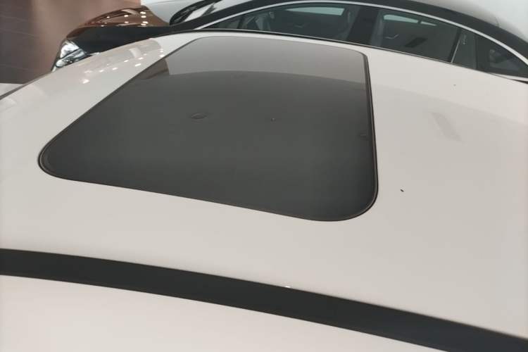 Used Mercedes-Benz GLC Coupe 2018 GLC 300 4MATIC Coupe SUV Roof