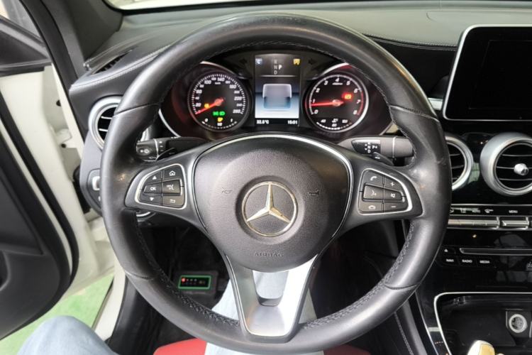 Used Mercedes-Benz GLC Coupe 2018 GLC 200 4MATIC Coupe SUV Steering Wheel