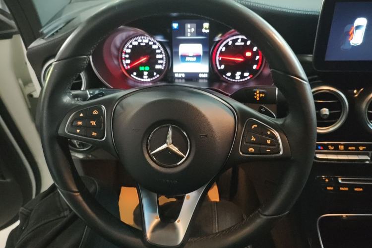 Used Mercedes-Benz GLC Coupe 2018 GLC 200 4MATIC Coupe SUV Steering Wheel