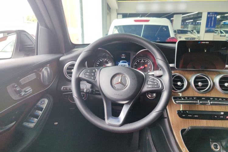 Used Mercedes-Benz GLC Coupe 2018 GLC 260 4MATIC Coupe SUV Steering Wheel