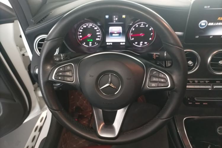 Used Mercedes-Benz GLC Coupe 2018 GLC 300 4MATIC Coupe SUV Steering Wheel