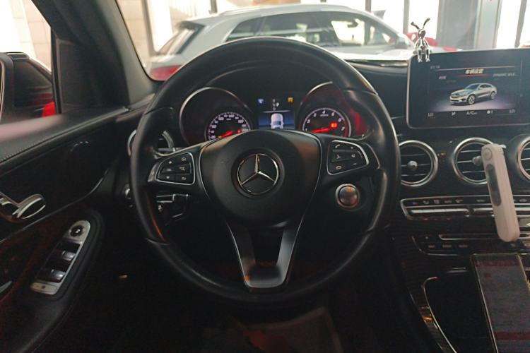 Used Mercedes-Benz GLC Coupe 2018 GLC 200 4MATIC Coupe SUV Steering Wheel