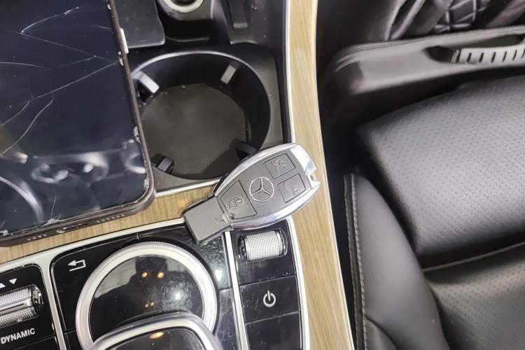 Used Mercedes-Benz GLC Coupe 2018 GLC 260 4MATIC Coupe SUV Vehicle Key