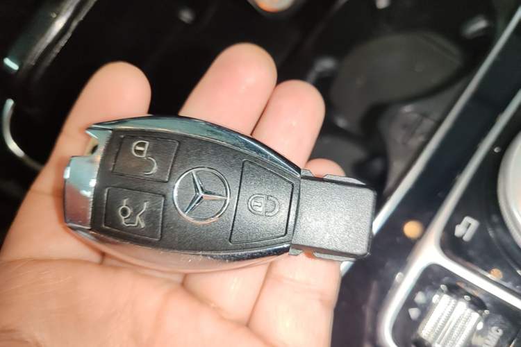 Used Mercedes-Benz GLC Coupe 2018 GLC 200 4MATIC Coupe SUV Vehicle Key