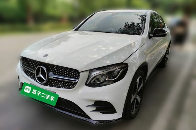 Used Mercedes-Benz GLC Coupe 2018 GLC 200 4MATIC Coupe SUV Guazi used car, China used car export, Used car for sale, Used cars, Cheapest cars for sale