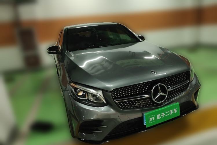 Used Mercedes-Benz GLC Coupe 2019 Facelift GLC 200 4MATIC Coupe SUV Front Right 45 Deg