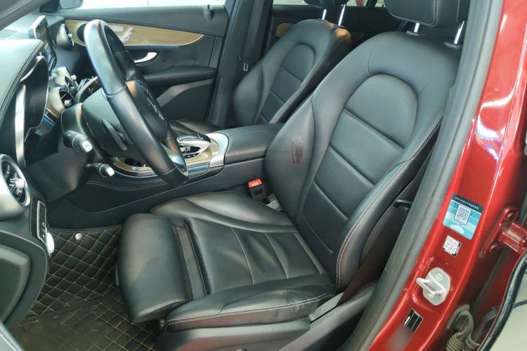 Used Mercedes-Benz GLC Coupe 2019 GLC 260 4MATIC Coupe SUV Left Front Seat