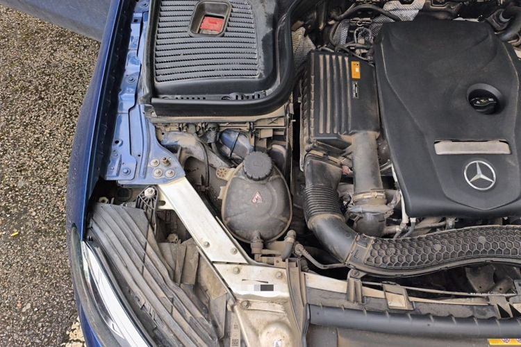 Used Mercedes-Benz GLC Coupe 2019 Facelift GLC 260 4MATIC Coupe SUV Engine Bay Right