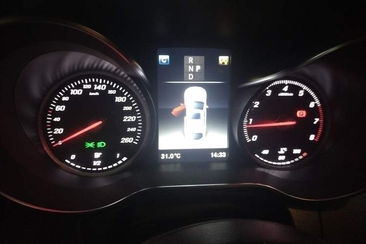 Used Mercedes-Benz GLC Coupe 2019 GLC 260 4MATIC Coupe SUV Instrument Cluster