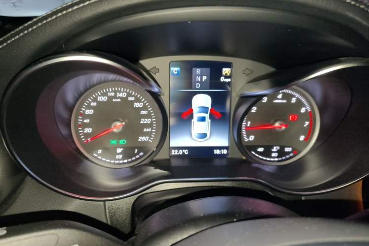 Used Mercedes-Benz GLC Coupe 2019 Facelift GLC 200 4MATIC Coupe SUV Instrument Cluster