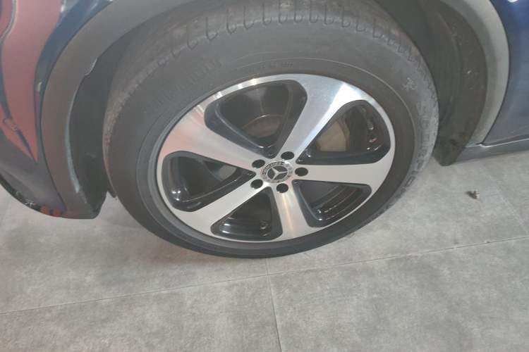 Used Mercedes-Benz GLC Coupe 2019 Facelift GLC 200 4MATIC Coupe SUV Left Front Wheel Hub