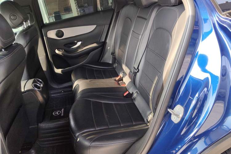 Used Mercedes-Benz GLC Coupe 2019 GLC 200 4MATIC Coupe SUV Left Rear Seat
