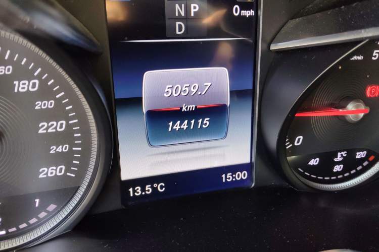 Used Mercedes-Benz GLC Coupe 2019 GLC 200 4MATIC Coupe SUV Odometer Close Up