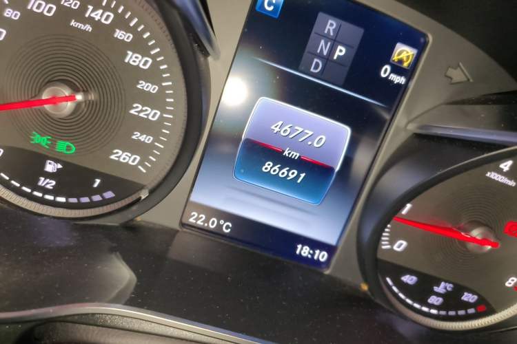 Used Mercedes-Benz GLC Coupe 2019 Facelift GLC 200 4MATIC Coupe SUV Odometer Close Up