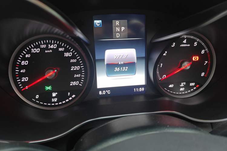 Used Mercedes-Benz GLC Coupe 2019 Facelift GLC 200 4MATIC Coupe SUV Odometer Close Up
