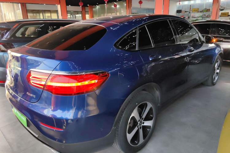 Used Mercedes-Benz GLC Coupe 2019 Facelift GLC 200 4MATIC Coupe SUV Rear Right 45 Deg