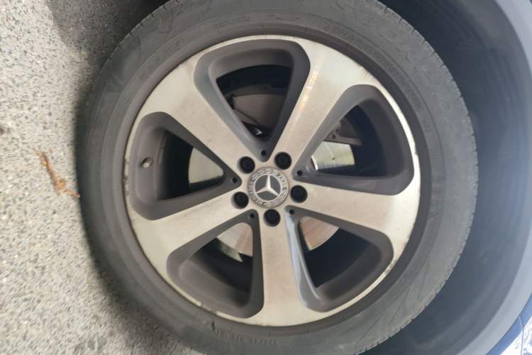 Used Mercedes-Benz GLC Coupe 2019 Facelift GLC 200 4MATIC Coupe SUV Right Front Wheel Hub