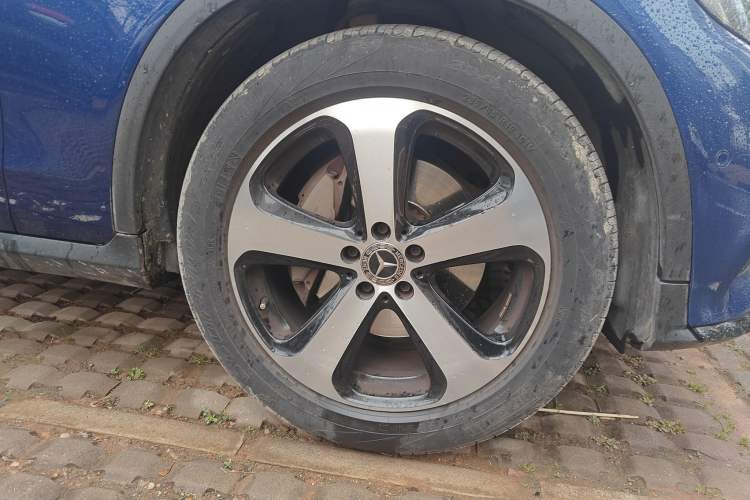 Used Mercedes-Benz GLC Coupe 2019 Facelift GLC 200 4MATIC Coupe SUV Right Front Wheel Hub