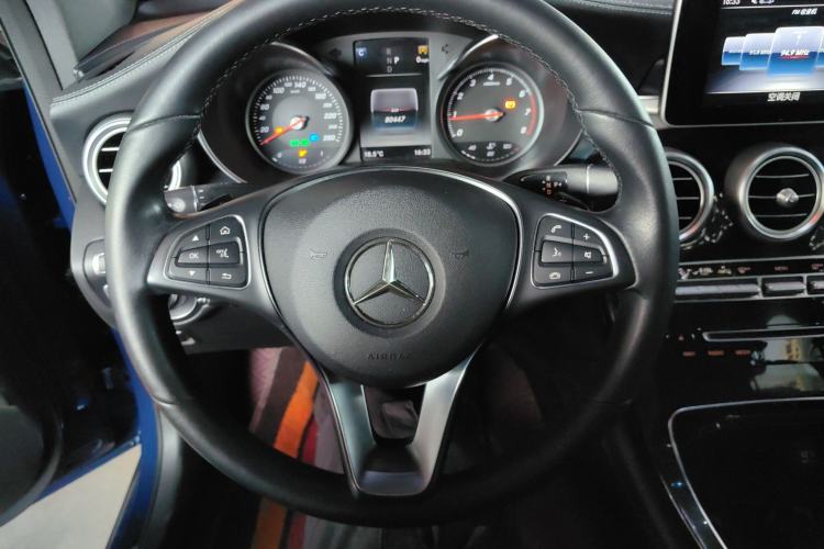Used Mercedes-Benz GLC Coupe 2019 Facelift GLC 200 4MATIC Coupe SUV Steering Wheel