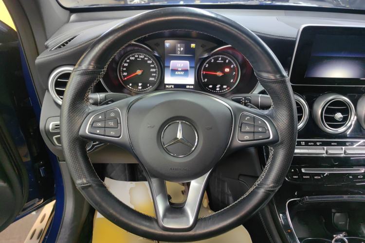 Used Mercedes-Benz GLC Coupe 2019 GLC 200 4MATIC Coupe SUV Steering Wheel