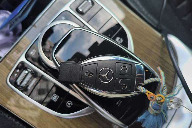 Used Mercedes-Benz GLC Coupe 2019 Facelift GLC 260 4MATIC Coupe SUV Vehicle Key