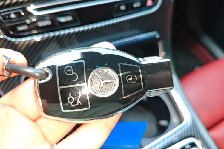 Used Mercedes-Benz GLC Coupe 2019 Facelift GLC 200 4MATIC Coupe SUV Vehicle Key