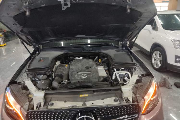 Used Mercedes-Benz GLC Coupe 2019 Facelift GLC 260 4MATIC Coupe SUV Engine Bay