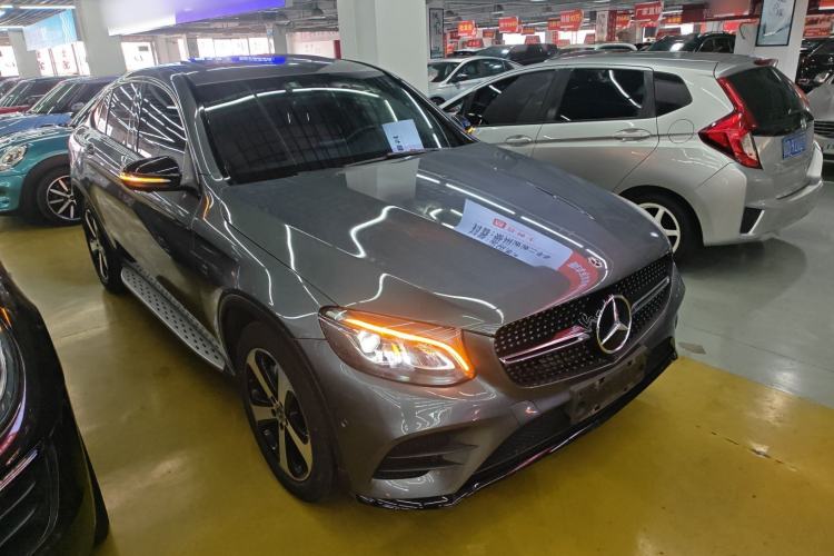 Used Mercedes-Benz GLC Coupe 2019 Facelift GLC 200 4MATIC Coupe SUV Exterior 1