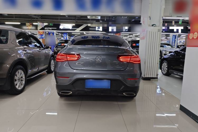 Used Mercedes-Benz GLC Coupe 2019 GLC 260 4MATIC Coupe SUV Exterior 4