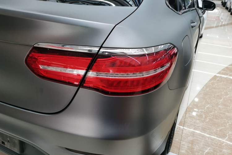 Used Mercedes-Benz GLC Coupe 2019 GLC 200 4MATIC Coupe SUV Exterior 6
