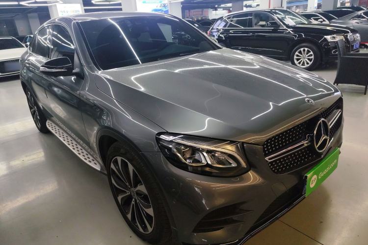 Used Mercedes-Benz GLC Coupe 2019 GLC 260 4MATIC Coupe SUV Front Right 45 Deg