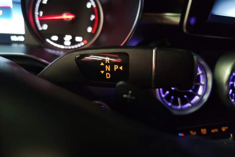 Used Mercedes-Benz GLC Coupe 2019 GLC 200 4MATIC Coupe SUV Gear Lever