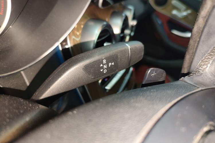Used Mercedes-Benz GLC Coupe 2019 GLC 260 4MATIC Coupe SUV Gear Lever