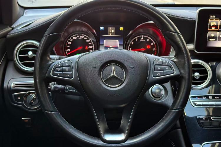 Used Mercedes-Benz GLC Coupe 2019 GLC 200 4MATIC Coupe SUV Interior 2