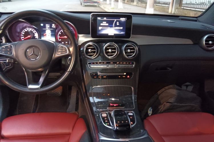 Used Mercedes-Benz GLC Coupe 2019 GLC 200 4MATIC Coupe SUV Interior 2
