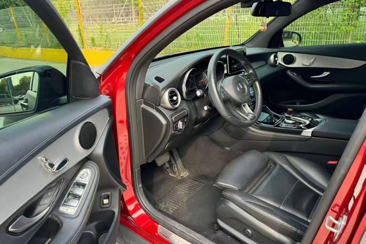 Used Mercedes-Benz GLC Coupe 2019 GLC 200 4MATIC Coupe SUV Interior 2