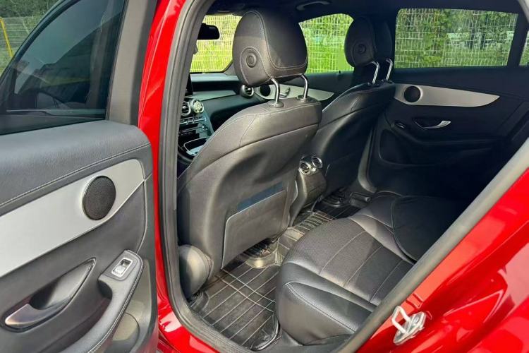 Used Mercedes-Benz GLC Coupe 2019 GLC 200 4MATIC Coupe SUV Interior 3