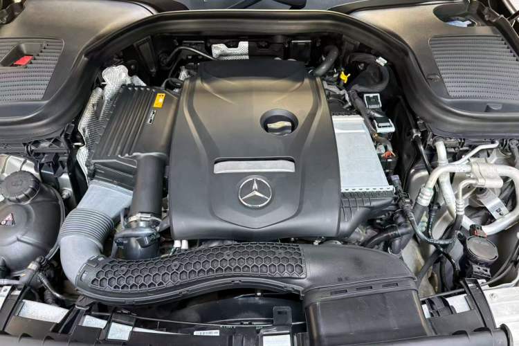 Used Mercedes-Benz GLC Coupe 2019 GLC 200 4MATIC Coupe SUV Interior 8