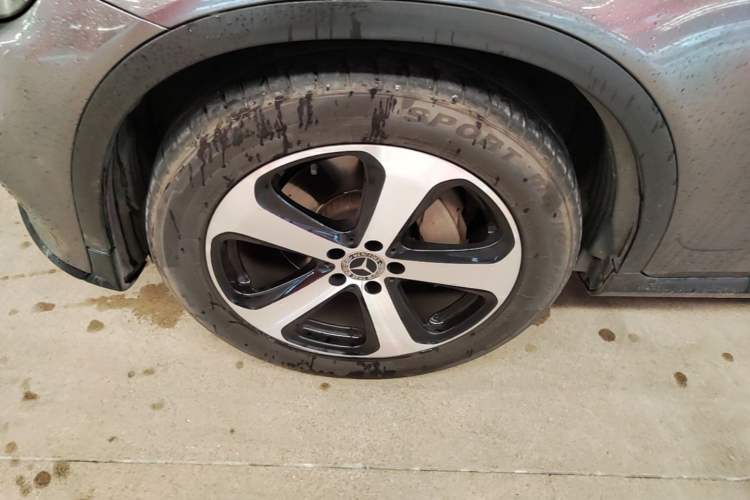 Used Mercedes-Benz GLC Coupe 2019 GLC 200 4MATIC Coupe SUV Left Front Wheel Hub