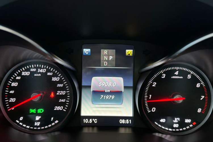 Used Mercedes-Benz GLC Coupe 2019 GLC 200 4MATIC Coupe SUV Odometer Close Up